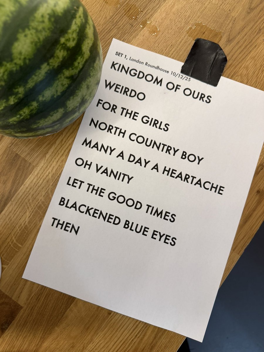 Tim Burgess tweet media