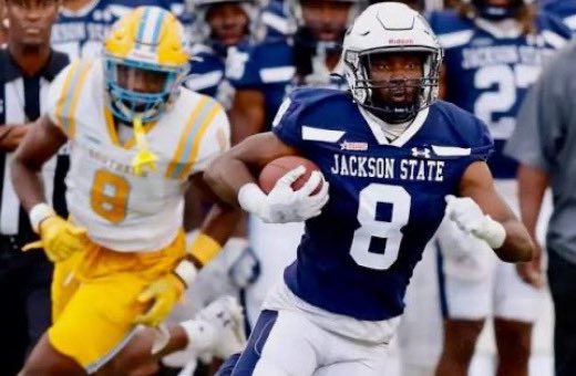 landongreen80's tweet image. AGTG ‼️after a great talk with @TheRealJavJones  I am blessed to receive My first OFFER ( PWO ) from Jackson state university 🐯 #guardTHEEyard #THEEiLove