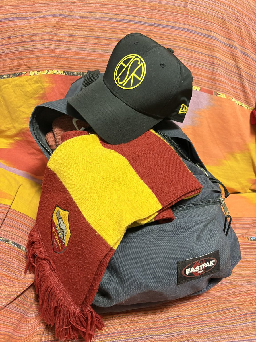 Sei la cosa più bella che indosso 
💪🏻🟨🟥🐺 ✈️