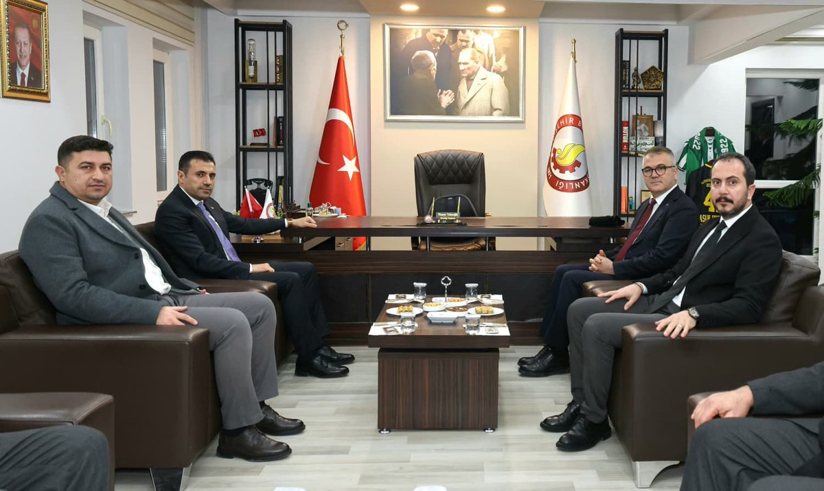 fatihozgokcen's tweet photo. Seydişehir Belediye Başkanımız Sayın Hasan Ustaoğlu’nu ziyaret ederek ilçemizde devam eden çalışmalar ve planlanan projeler üzerine kapsamlı bir değerlendirmede bulunduk.

Şehrimizin her ilçesinde olduğu gibi, Seydişehir’in gelişimi için de güçlü bir iş birliğiyle çalışmayı sürdüreceğiz.

#AKParti #Konya #Seydişehir