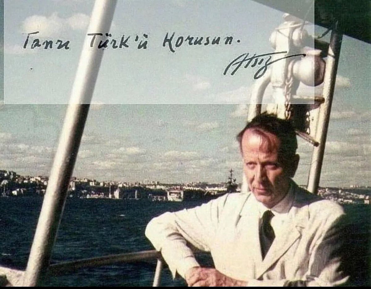 Biz Türküz. Tarihimize ve en yakın mazimize dayanarak Türküz der ve bundan haklı bir iftihar duyarız.

Vaktiyle bir Atsız varmış var olsun.
#11Aralık1975