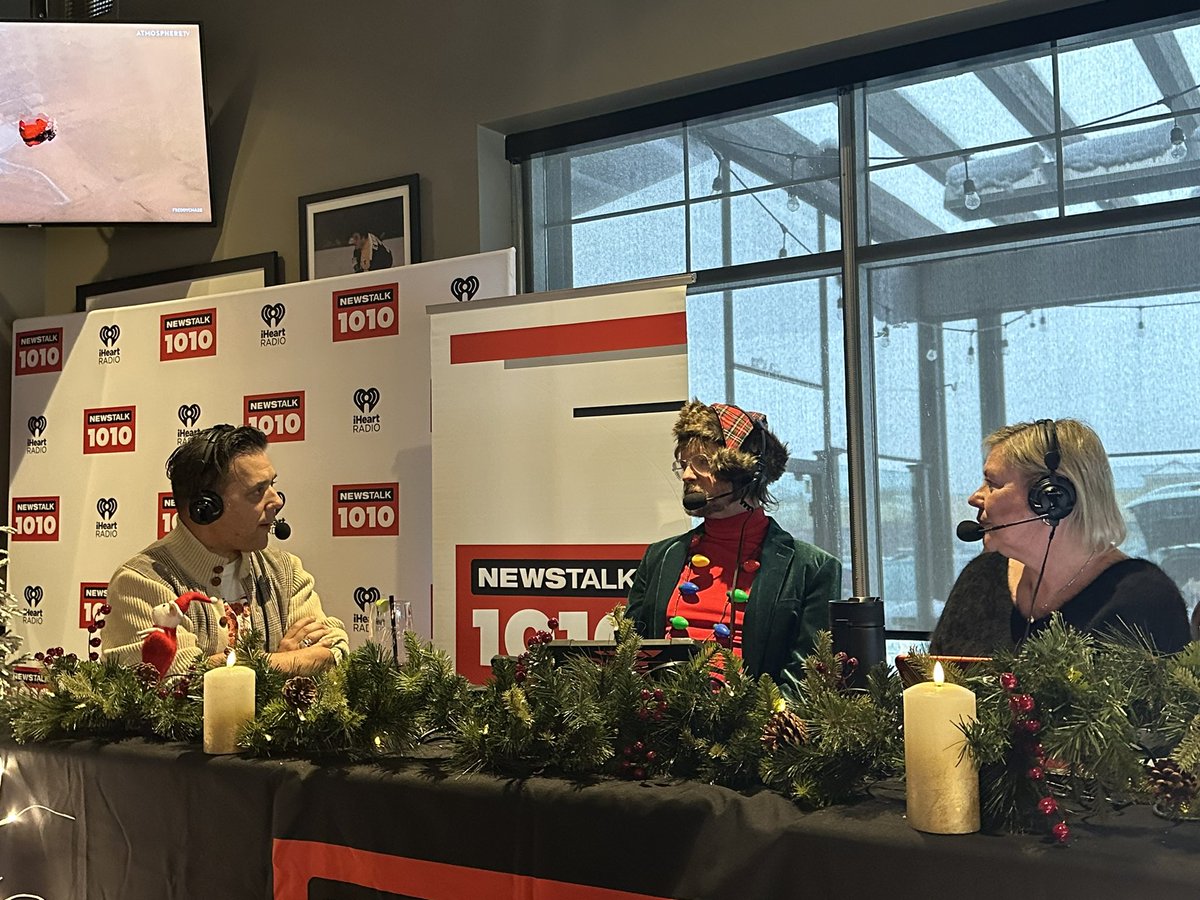 NEWSTALK1010's tweet photo. Toys on toys on toys! Spend an evening with the NEWSTALK 1010 family, and help us spread holiday cheer to children in need. Donations to the #CP24CHUMChristmasWish can be made until December 24th! #thewish https://t.co/pkwPq1UYdO