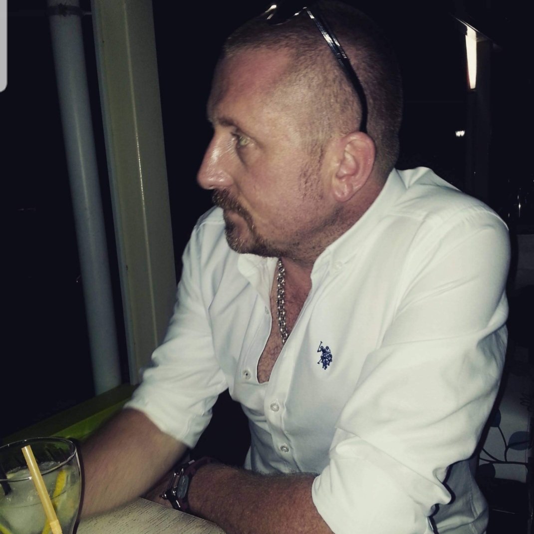 Kısa saçın en dibi 🙃
   #KisasacChallenge 👍

Yunanistan Yılları 🇬🇷🤘