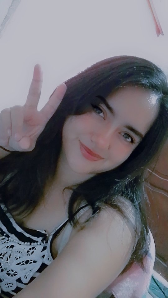 Dayanna Belen Serna Flores tweet media