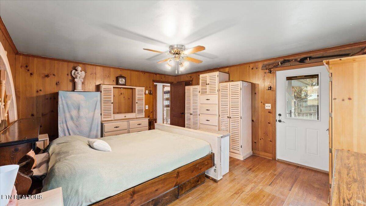 Bring the family, kids &amp; animals because this 31 acre estate offers several build sites for your dream home. Privacy &amp; seclusion! Plus a home already on the property 🏠 

📍 10528 Thorngrove Pike, Strawberry Plains, TN 37871

See more here: shawnwilmoth.com/d8rdwo2j