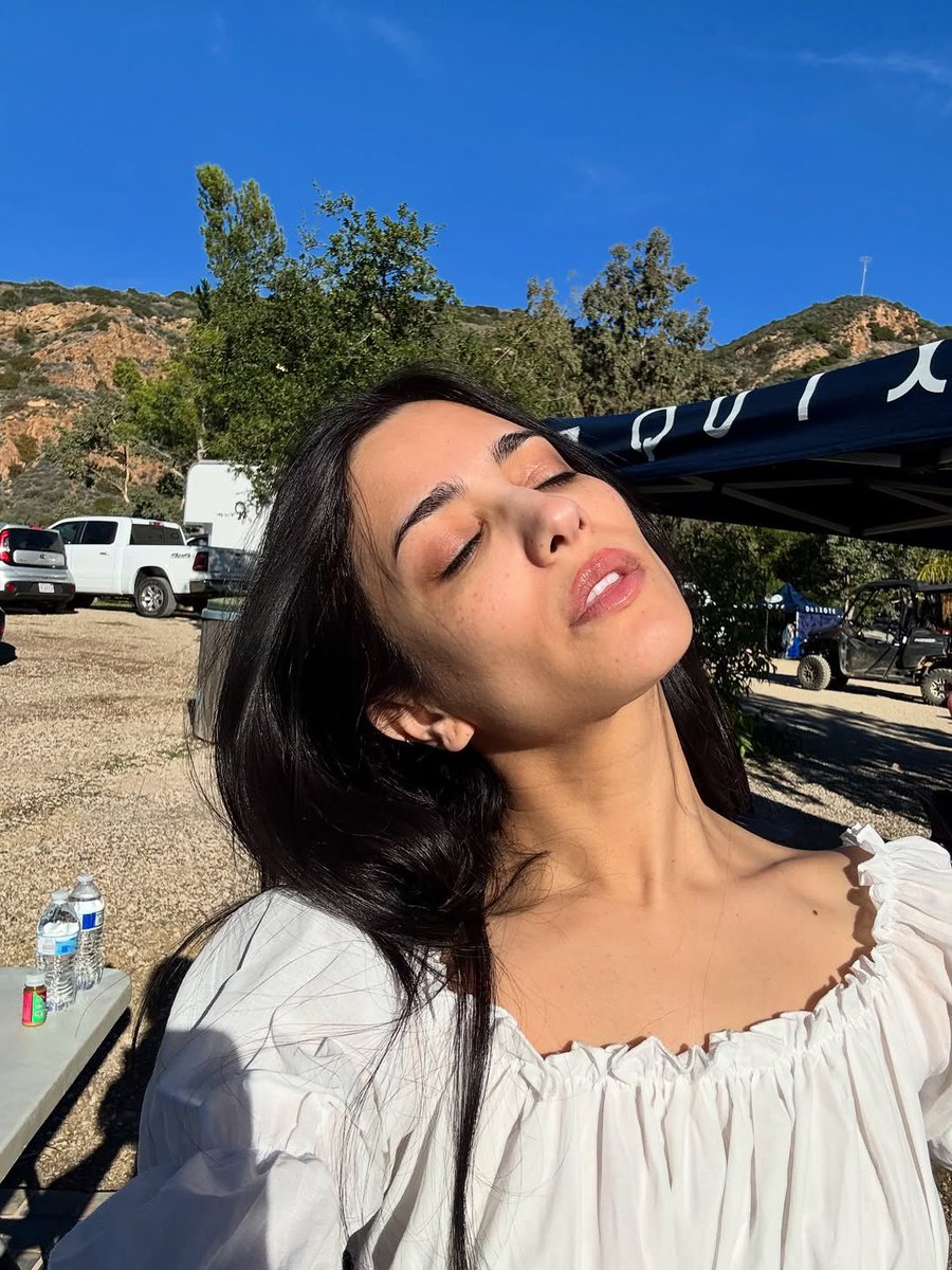 argusbait's tweet image. vitamin d-stressin’.