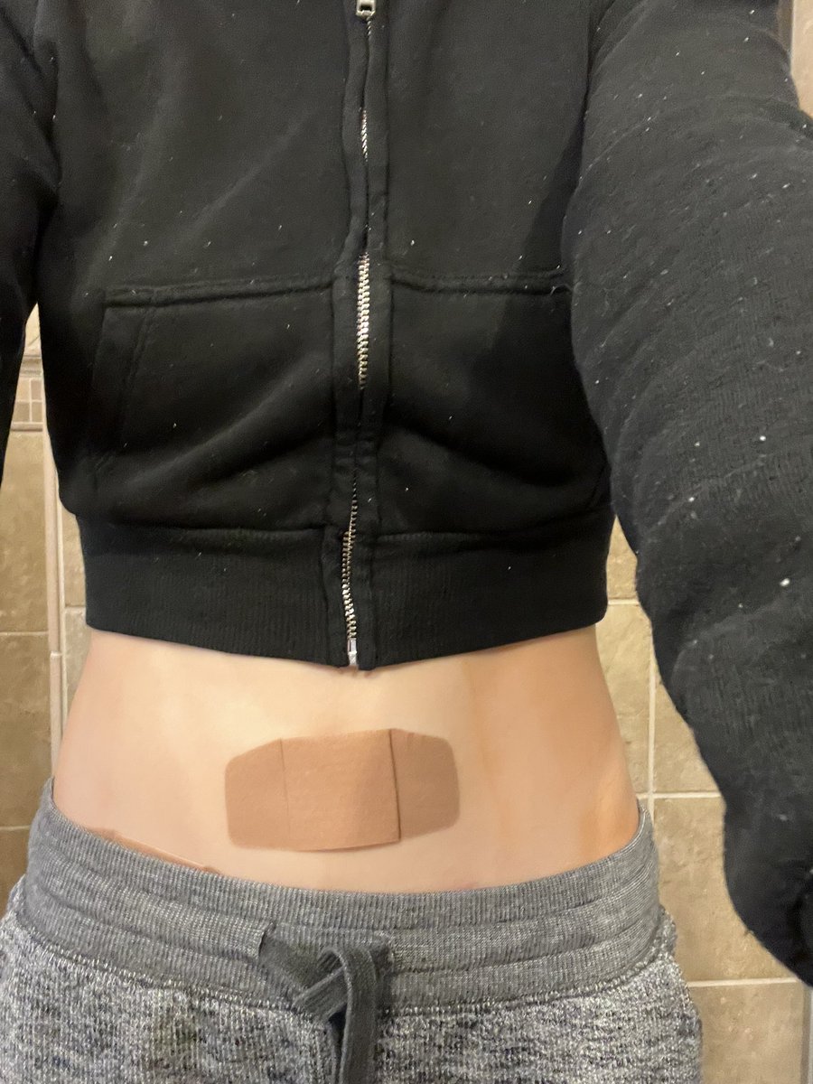 Laura :{D tweet media