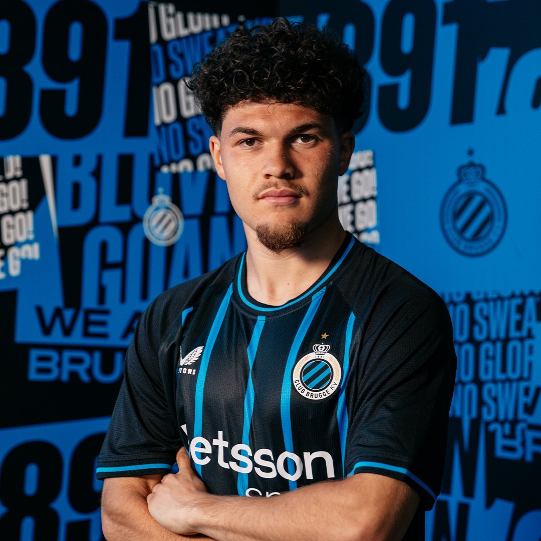ClubBrugge's tweet photo. 🔁 Substitutions for the Blues. Vetlesen and Sabbe come on, replacing Onyedika and Seys.
#CLUARS #UCL | 0 - 3 | ⏱️ 73’ https://t.co/QoUZPNXIg6