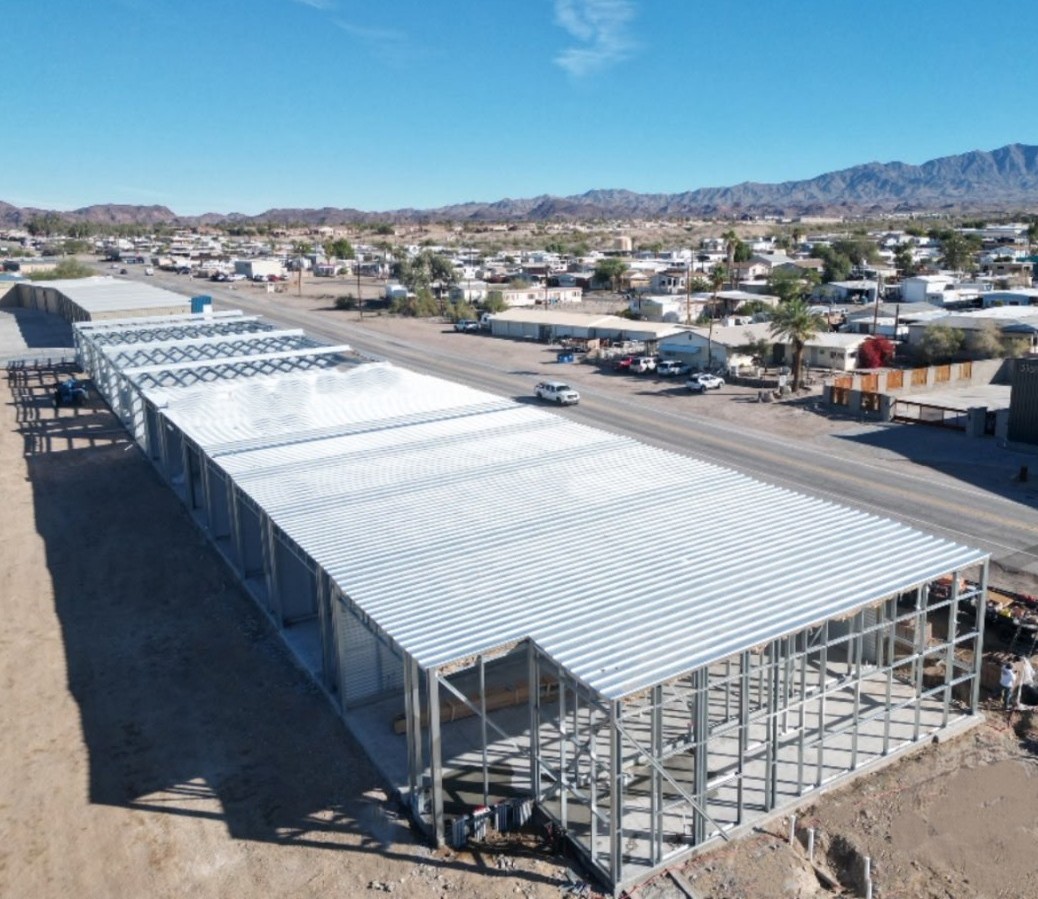 ForgeBuildingC1's tweet image. Forging ahead in Lake Havasu, AZ, with a 22,756sf storage condo project featuring 13 customizable units. Our team engineered the concrete and steel, incorporating strategic structural steel elements that allow interior bearing walls to be removed.