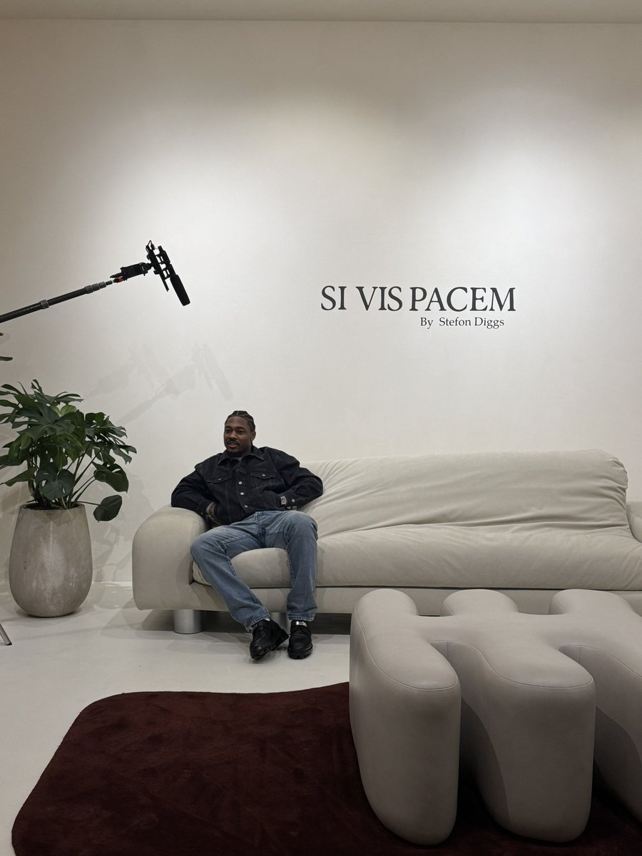 Reid (@reid_moncada) on Twitter photo 