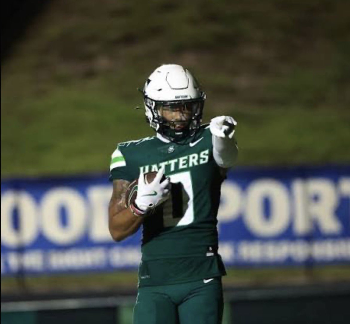 DavesJah's tweet image. After a great conversation with @_CoachWallace i’m blessed to receive a division 1 offer to Stetson University!!!!! #AGTG @StetsonFootball @CoachKiddIMG