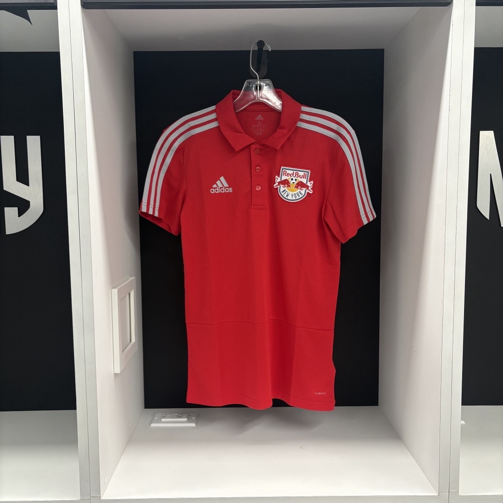 RBNYHelp's tweet image. 🎁12 Days of M+🎁

Day 10:     
- Red Polo Shirt (S-XL)
- Grey Adidas Tote
- Cardholder Wallet
- Abang Nameplate
 
Link: newyorkredbullsmembers.com/login