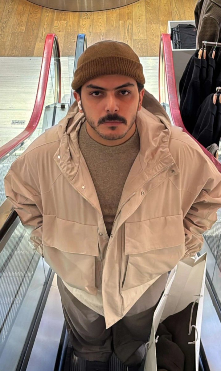 ✨️🎶💞

#سلطان_بن_نايف