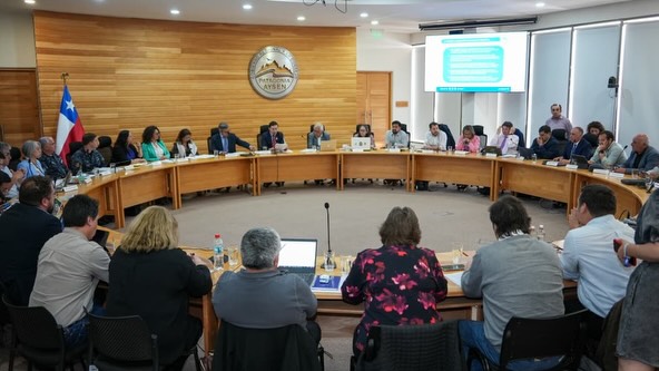 Aysén rechazó solicitudes de comunidades indígenas que pretendían controlar más de 620 mil hectáreas de borde costero
radiosago.cl/aysen-rechazo-…