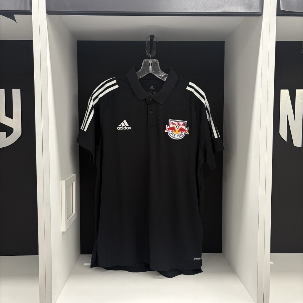 RBNYHelp's tweet image. 🎁12 Days of M+🎁

Day 9:
- Black Polo Shirt (S-L)
- Jersey Tote Bag
- Alexander Nameplate
- Holiday Pack w/ Waistpack (Auction)

Link: newyorkredbullsmembers.com/login