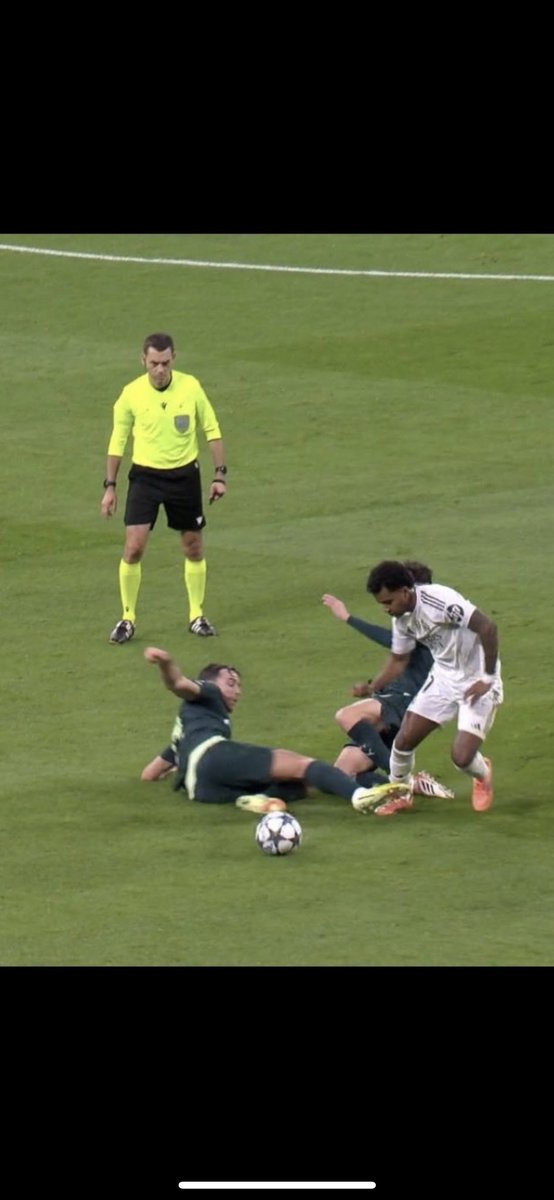 Stuart Mooney tweet media