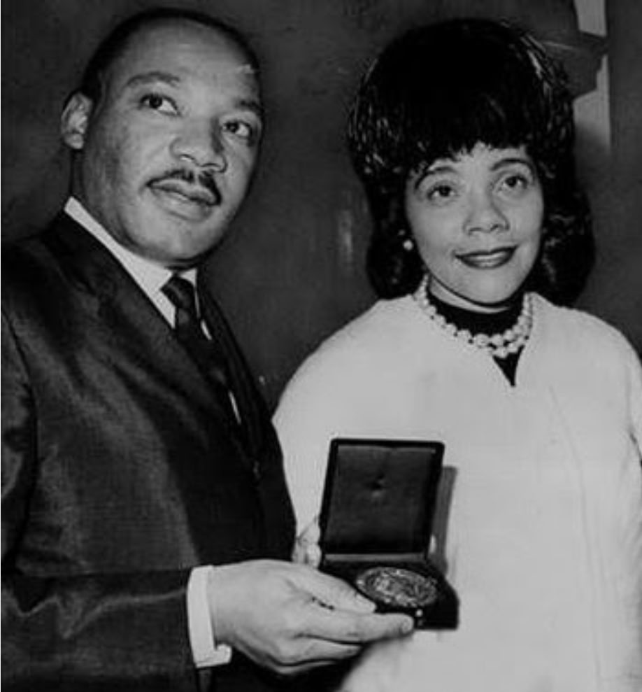 BerniceKing's tweet image. On #HumanRightsDay, we remember that 61 years ago today, my father received the Nobel Peace Prize. Both my parents were courageous human rights leaders who believed in the dignity and worth of every person.

May we continue their work for justice and a more humane world.…