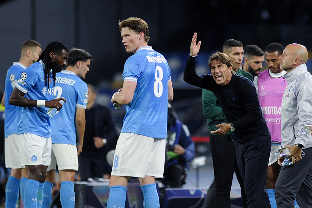 Benfica-Napoli 2-0: brutto ko per i partenopei, Mou conquista tre punti d'oro 
 
tinyurl.com/265u56rk