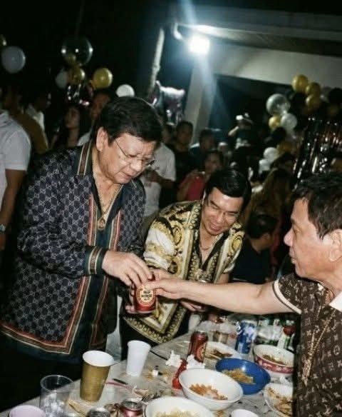 fidcastillo's tweet photo. Nakita ko lang, totoo kaya ito? https://t.co/lA4FoFc2YU