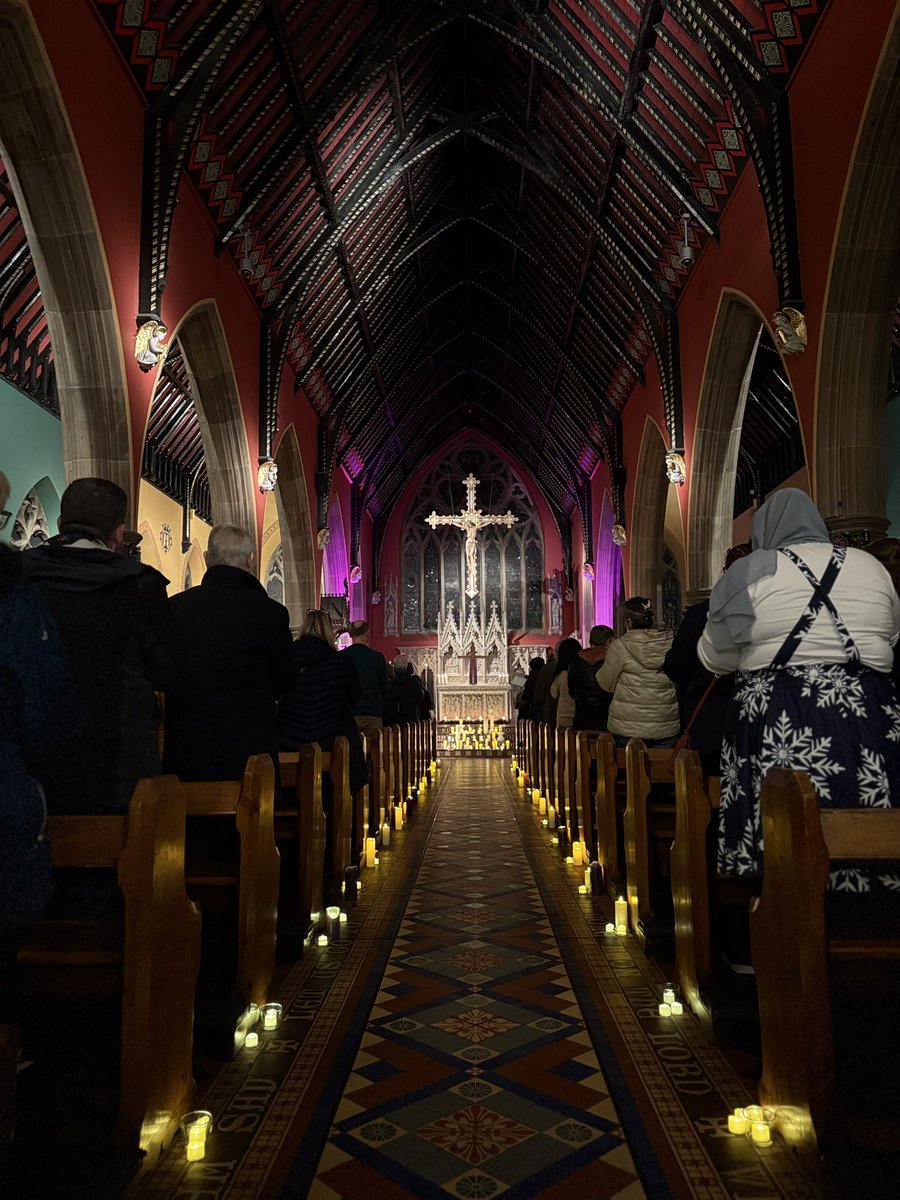 Youth Ministry Team tweet media