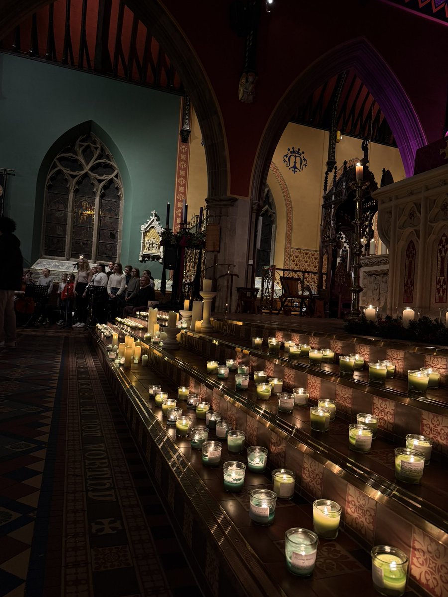 Youth Ministry Team tweet media