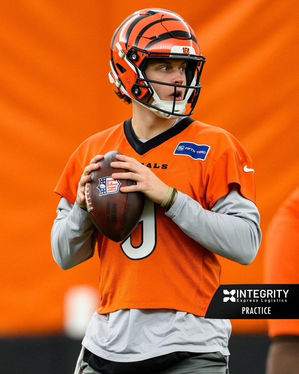 Putting in the work 💪
#ProBowlVote + Joe Burrow
#ProBowlVote + Ja'Marr Chase
#ProBowlVote + DJ Turner II
Presented by @IEL_LLC