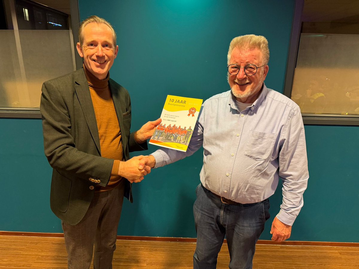 Vanavond was ik bij de bijeenkomst van Buurtpreventie wijk Kinderdijk. Al tien jaar zijn zij actief in hun wijk en zetten zij zich in voor de veiligheid en leefbaarheid in hun omgeving. Ik heb mijn waardering uitgesproken voor hun inzet en betrokkenheid.