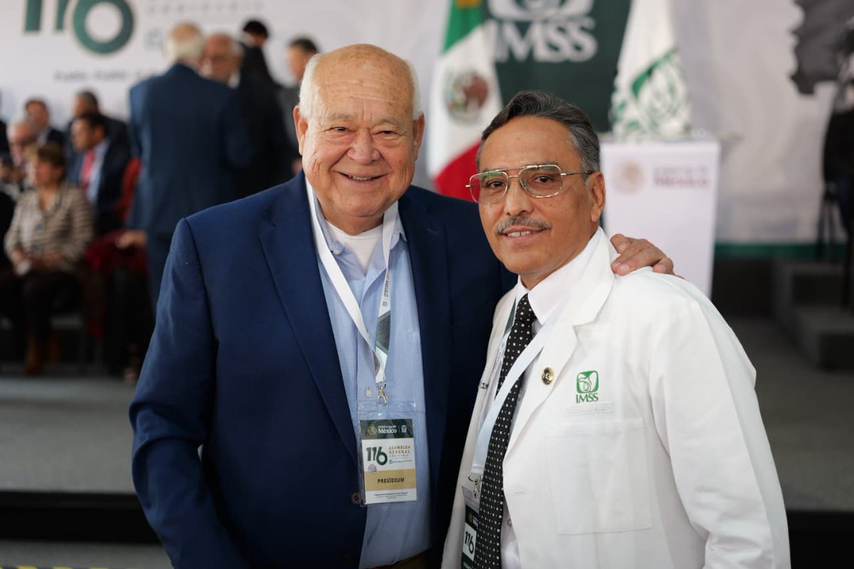 IMSSBCSOFICIAL's tweet photo. 📍 El titular del #IMSSBCS, Dr. Juan Gilberto Pérez Soltero, asistió a la #116AsambleaIMSS, encabezada por la Presidenta de México, Dra. Clauda Sheinbaum y el  Director Gral. del #IMSS @zoerobledo. https://t.co/DbMvEDR60b