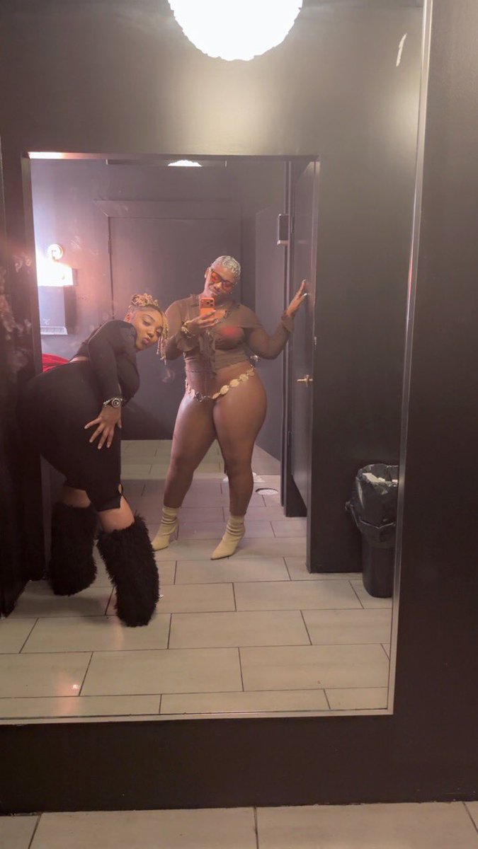 KiaandDyme tweet media