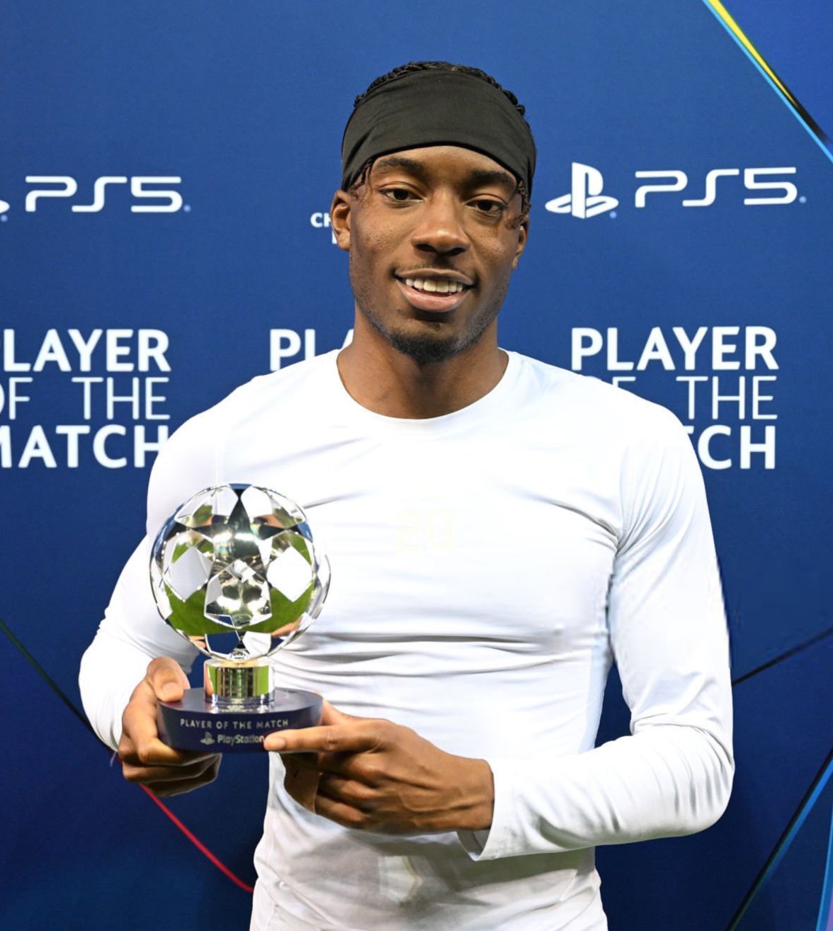 G71xfjFX0AAQhNX?format=jpg&name=large