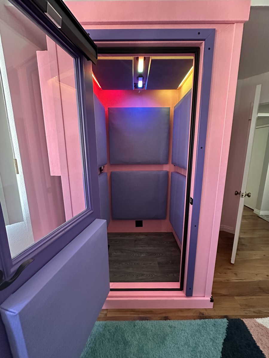 If you had this booth, would it be a game changer for you? 🫶 

- Booth Size: 4x4 
- Door Type: 1/2 Lite 
- Packages: Premium 

Purchase today! lavocalbooths.com/products/4x4-a…