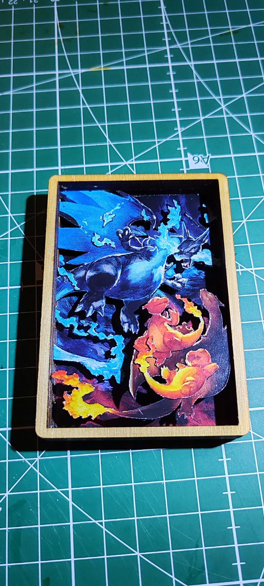 Mathizzar's tweet photo. Un #diorama #Pokemon  d'envergure qui m'aura bien fait suer ! LA carte Méga Dracaufeu que tout le monde s'arrache 🤙🏻 il est de toute beauté (objectivement) https://t.co/qscv3kCUwT