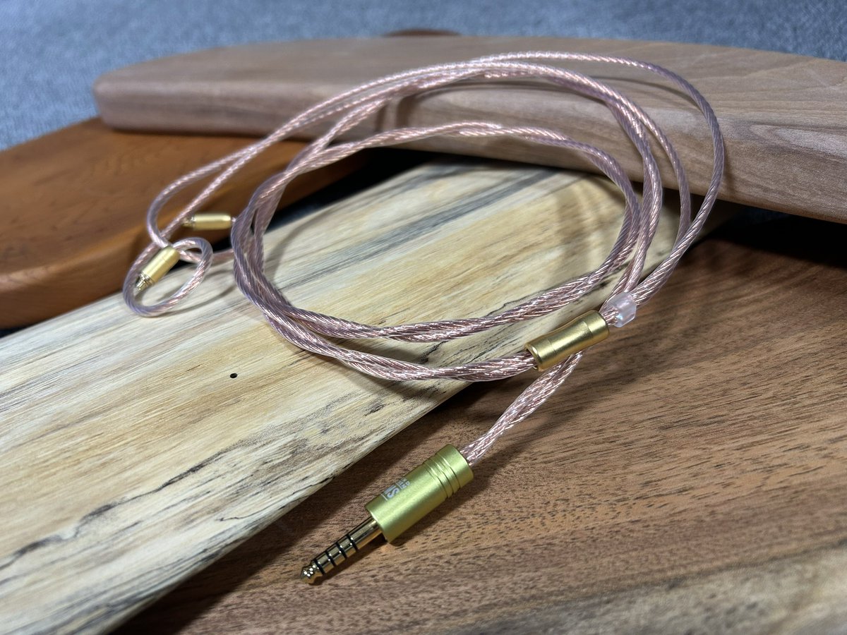 AimsLabo's tweet photo. final A10000用リケーブル「HONEST」の保証内容を少し変更させていただきました。
遠方や海外にお住まいの方や、理由があり直接の購入が難しいお客様にもある程度対応できるようになるかと思います。
ご確認ください。
12/13(土)のSEEKBASEにて先行販売を致します。
よろしくお願いします🙇
#A10000 https://t.co/dEOYmtNtxP