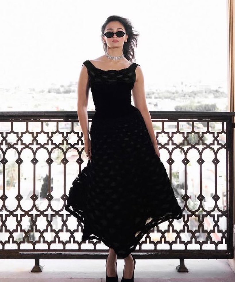 1x golden globes winning actress, ALIA BHATT whether Indians like it or not she is representing India beautifully with the international community, she is an integral part of world cinema and i am happy to see they love her and give her the respect she DESERVES.