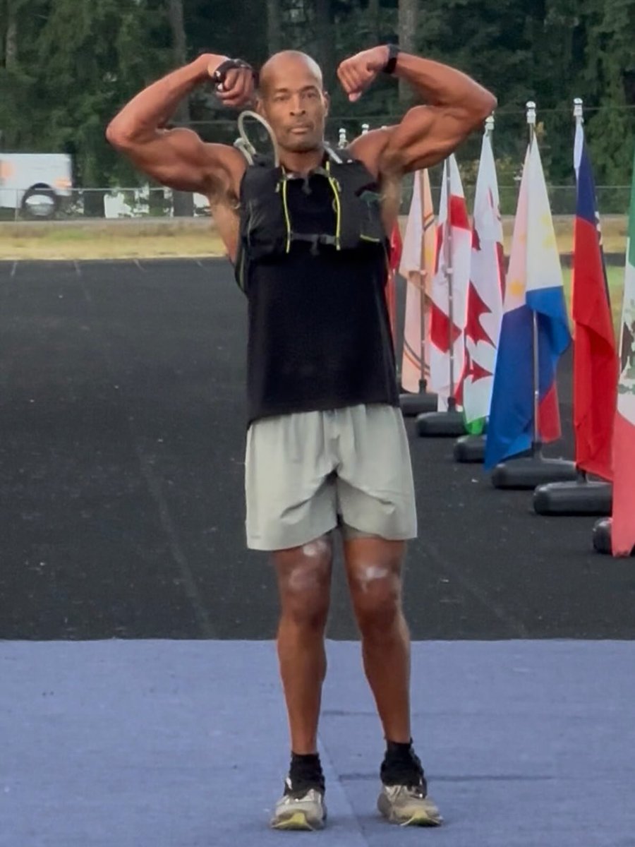Mr_Fireside's tweet photo. David Goggins has mental health issues which he has discussed at length due to his drunk abusive father. 
David hates himself which is why he destroys his body.
His knees are completely ruined as is his back and feet.
In other words, never listen to a thing David Goggins says. https://t.co/Vo1HrfC2b6