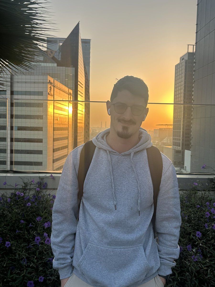 Nick Four tweet media