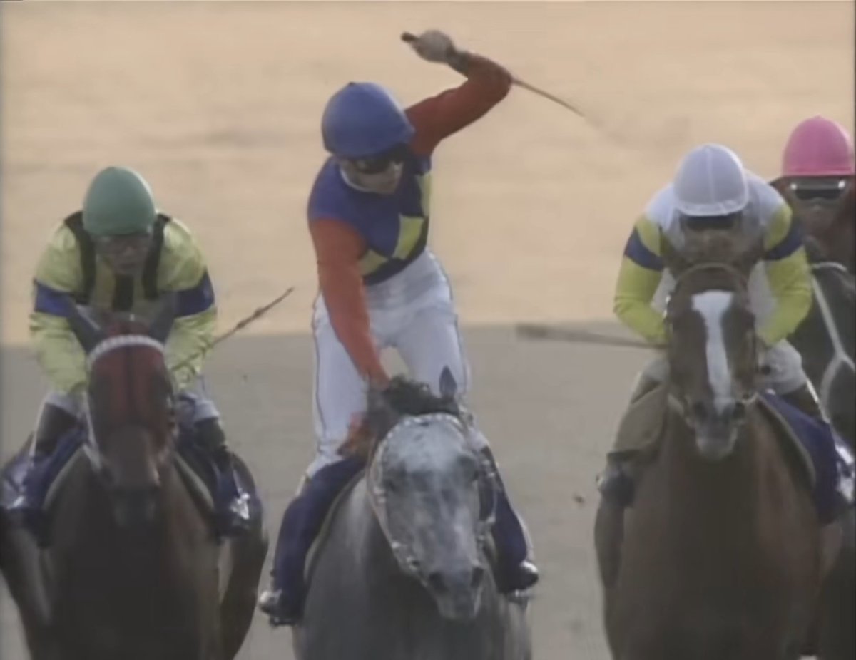 あまりにも有名ですが一応解説しておくと… オグリキャップが引退レース