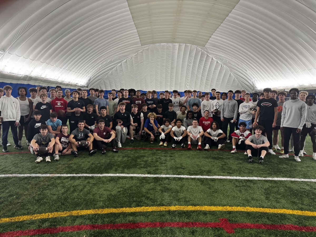 SVSQB's tweet photo. Henne - Cantafio Qb - Wr Group Instruction in the dome every Wed. Night . We start at 8 pm. https://t.co/K1KQHkjnCI. The best Qb - Wr workout in the state. https://t.co/P0zCGG8t9z