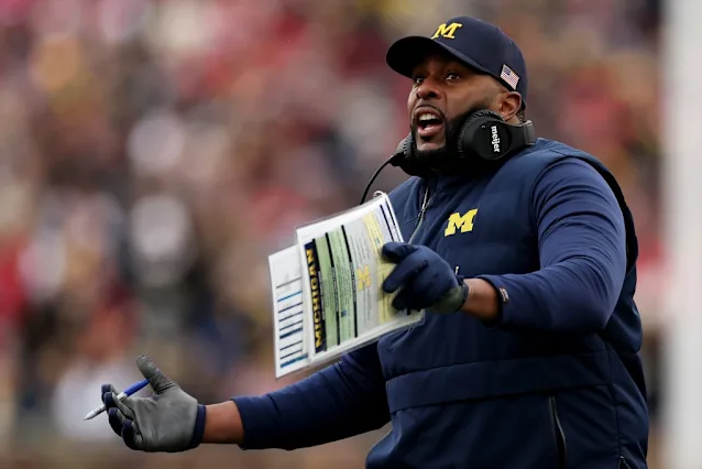 arlet25e's tweet photo. Shocking Exit: Michigan Terminates Sherrone Moore For Cause Today . More >> https://t.co/awupF3D623

#SherroneMoore #MichiganWolverines #CollegeFootball #Breaking #Firing https://t.co/4qOEun6nVK