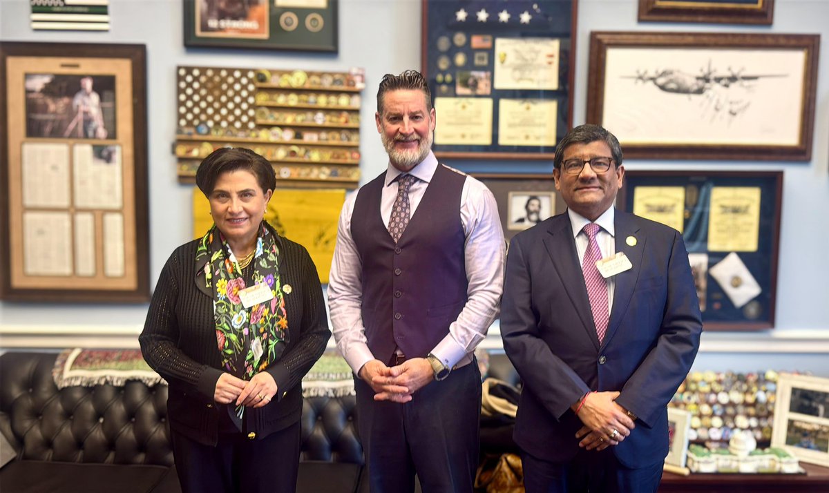 #AgendaWashington
Ecuador y Estados Unidos continúan fortaleciendo sus lazos de cooperación 🇪🇨🇺🇸

La canciller <a href="/gabisommerfeld/">Gabriela Sommerfeld</a> mantuvo una amplia agenda con altas autoridades estadounidenses para impulsar la cooperación en comercio, seguridad, movilidad humana e inversión.