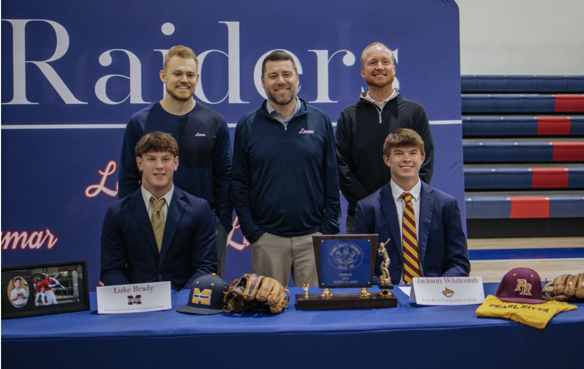 LamarRaider_BSB's tweet image. Super proud of @LukeBrady08 and @Jacksonwhitcom2 for continuing their baseball careers at @MGCCC_Baseball and @PRCC_Baseball. We are proud of you! #WeAreLamar