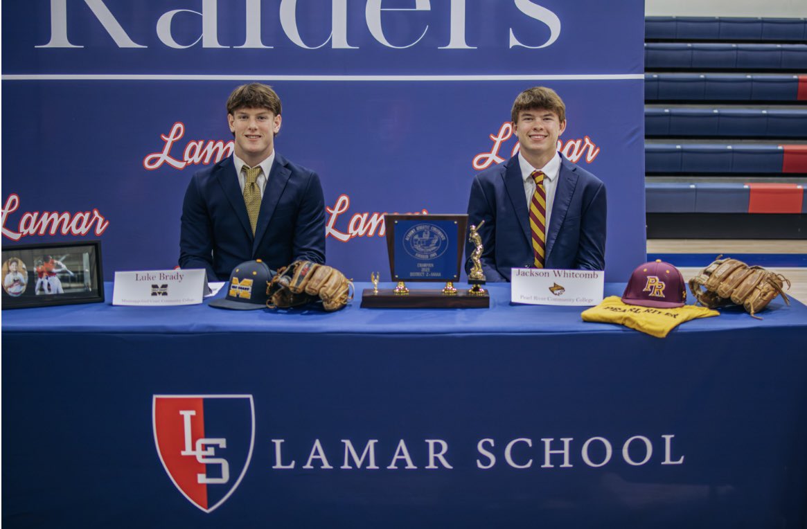 LamarRaider_BSB's tweet image. Super proud of @LukeBrady08 and @Jacksonwhitcom2 for continuing their baseball careers at @MGCCC_Baseball and @PRCC_Baseball. We are proud of you! #WeAreLamar