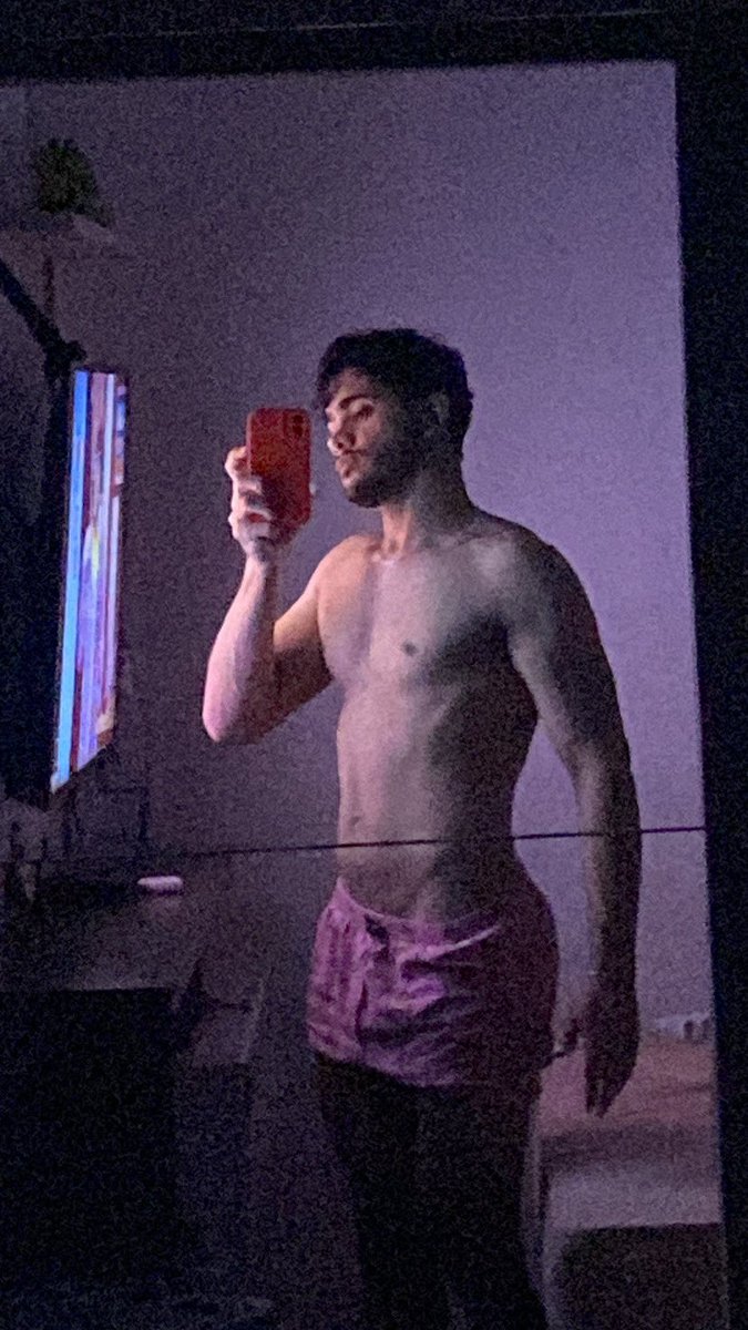 phaadru's tweet image. 