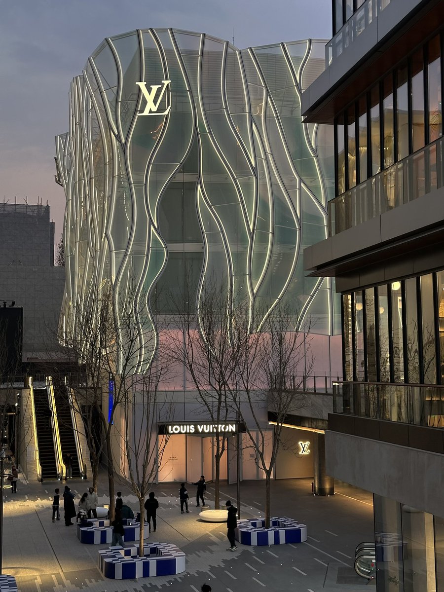 гуня tweet media