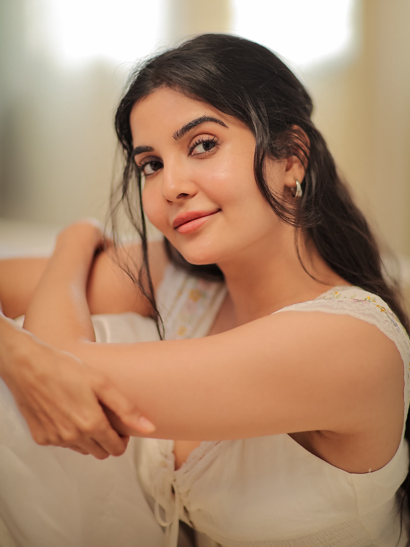 G72970BaMAAc_5h?format=jpg&name=large