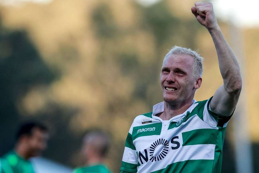 VDZSCP's tweet photo. Enquanto ele, Gelson, Rafael, Podence, William e outros aproveitaram o pior momento do clube para obter algo, estes três permaneceram. Quando tudo parecia perdido, foram eles que assumiram a responsabilidade e procuraram carregar o clube às costas. Se o clube é o que é hoje, é por conta destes e não do que mencionam.
