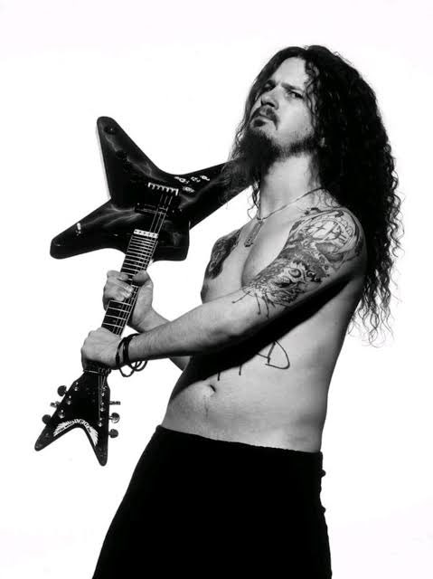 Candlebox77's tweet image. One of my first shows with Skid Row...they both killed it! Was as good as Alice in Chains...#RIPDIME