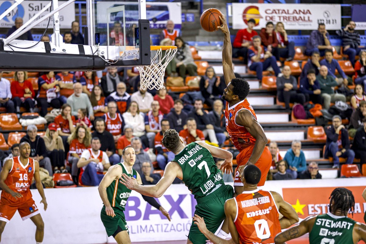 basketslander's tweet image. 