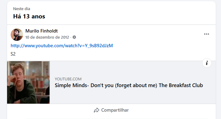 surfingthevoid_'s tweet photo. Hoje no trabalho um carro passou tocando Don't you (forget about me) no talo e eu pensei ''bom, eu tive essa fase''. 

Cliquei agora sem querer na notificação de memórias do Facebook e lá estava ela exatamente 13 anos atrás. 

Se foi uma homenagem, não posso afirmar. https://t.co/a9ICOCNKAA