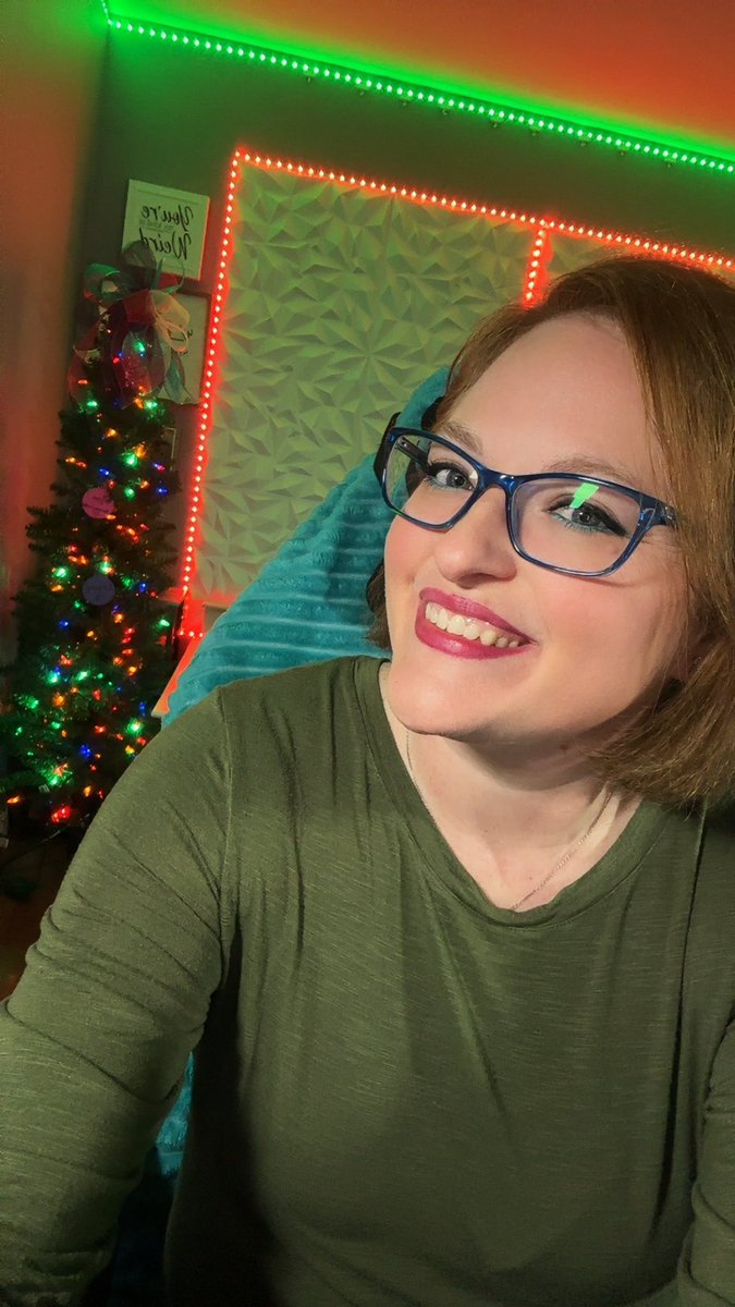 Whatshername tweet media